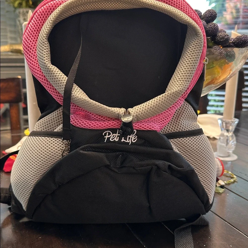 Pet backpack